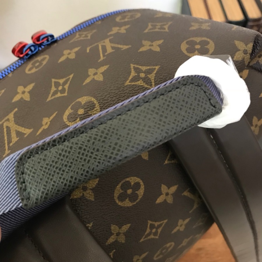 M43849, APOLLO BACKPACK, LOUIS VUITTON LV