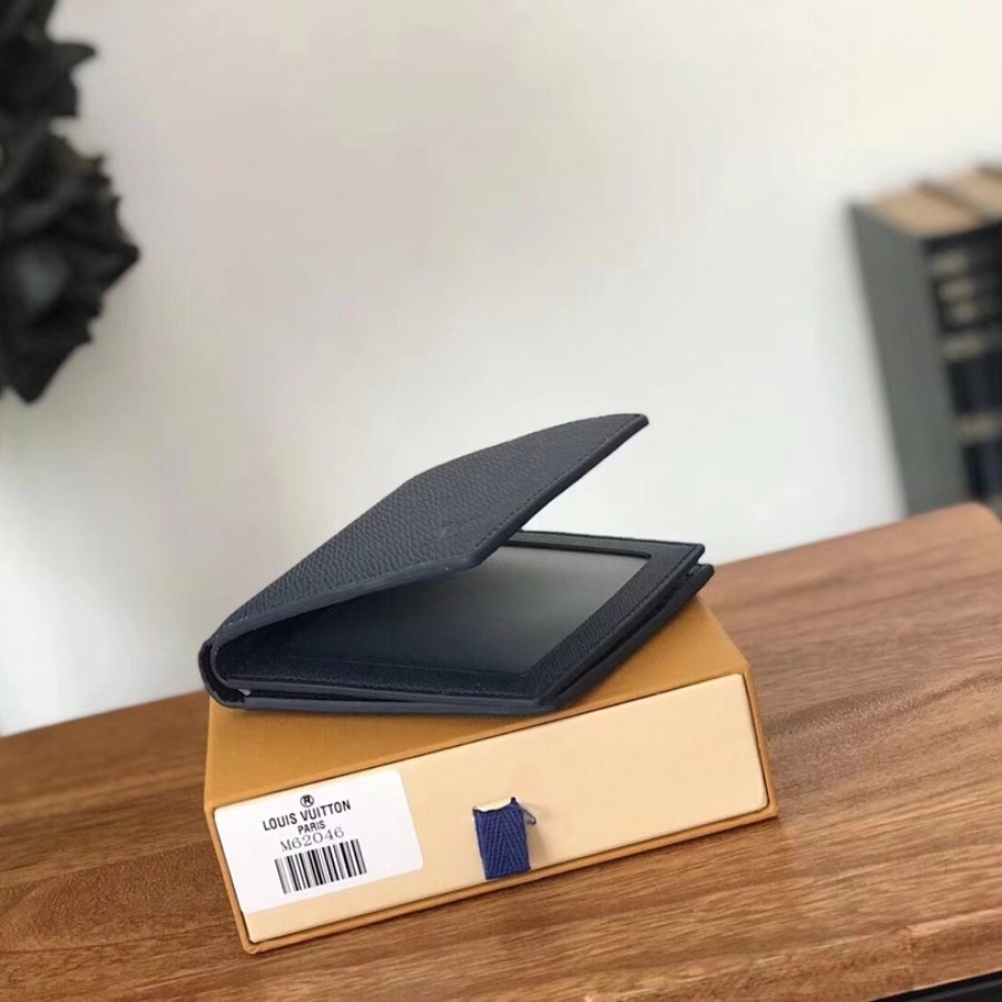 M62046, AMERIGO WALLET, LOUIS VUITTON LV