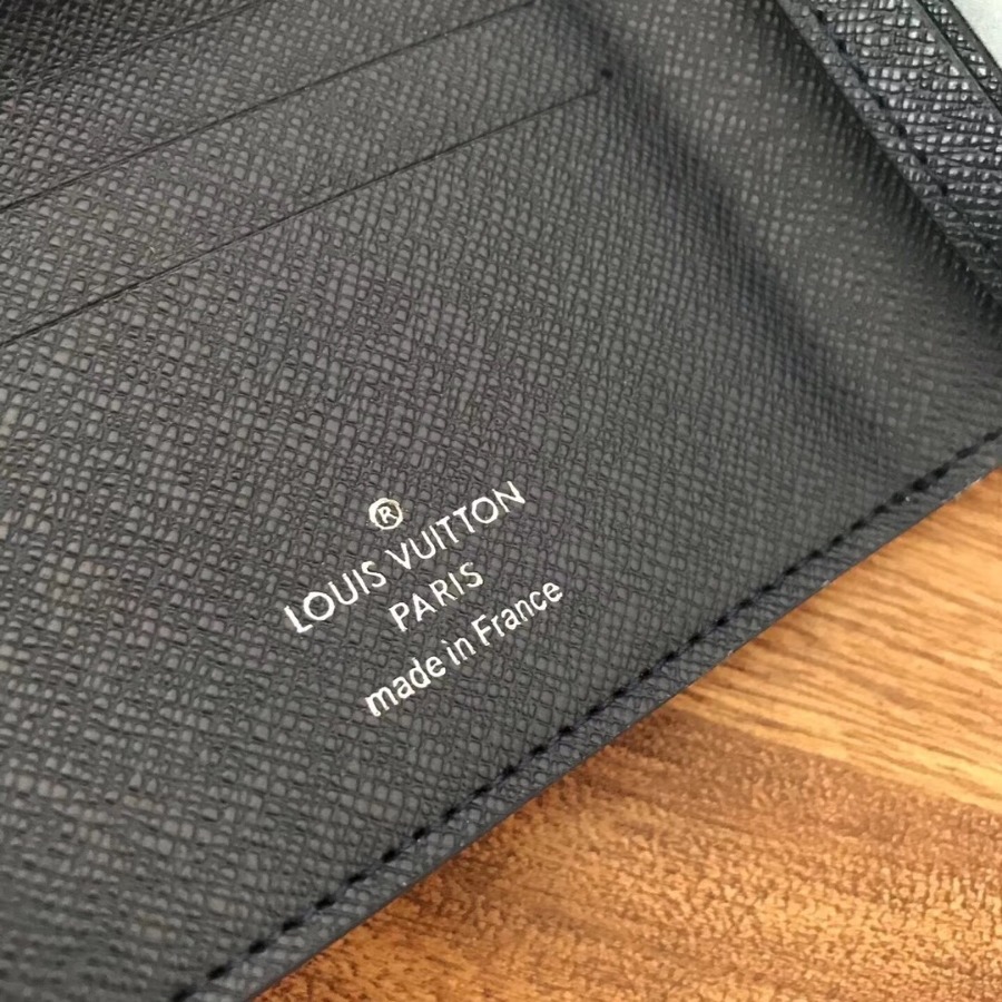 M62046, AMERIGO WALLET, LOUIS VUITTON LV