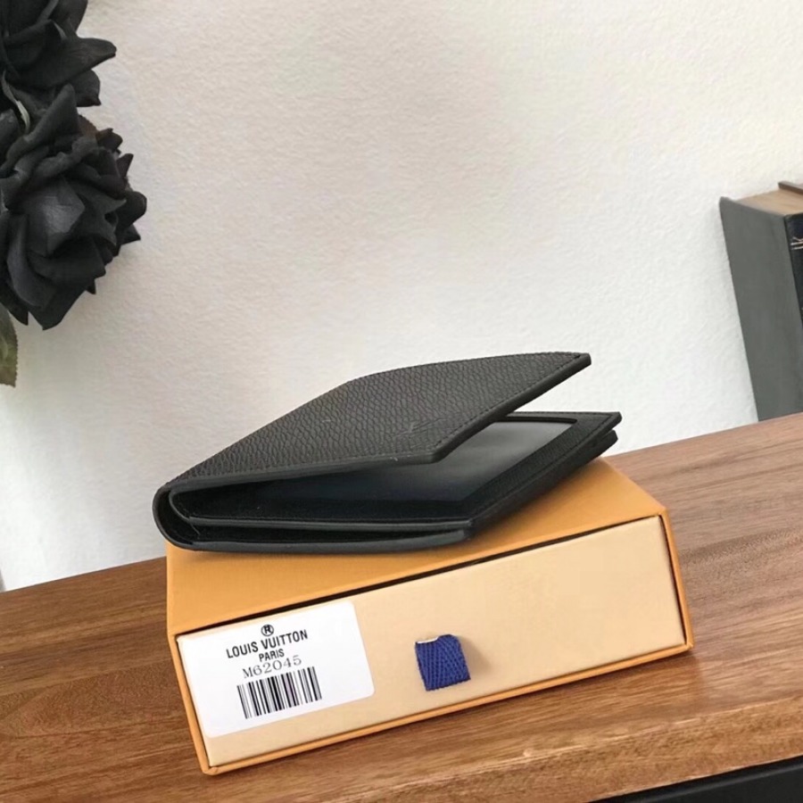 M62045, AMERIGO WALLET, LOUIS VUITTON LV