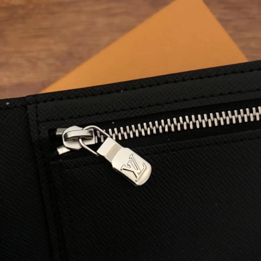 M62045, AMERIGO WALLET, LOUIS VUITTON LV