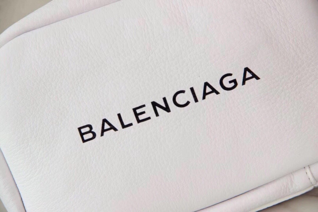 EVERYDAY CAMERA BAG XS, Small calfskin bag with Balenciaga logo