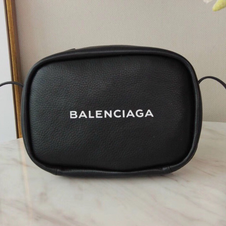 EVERYDAY CAMERA BAG S, calfskin bag with Balenciaga logo