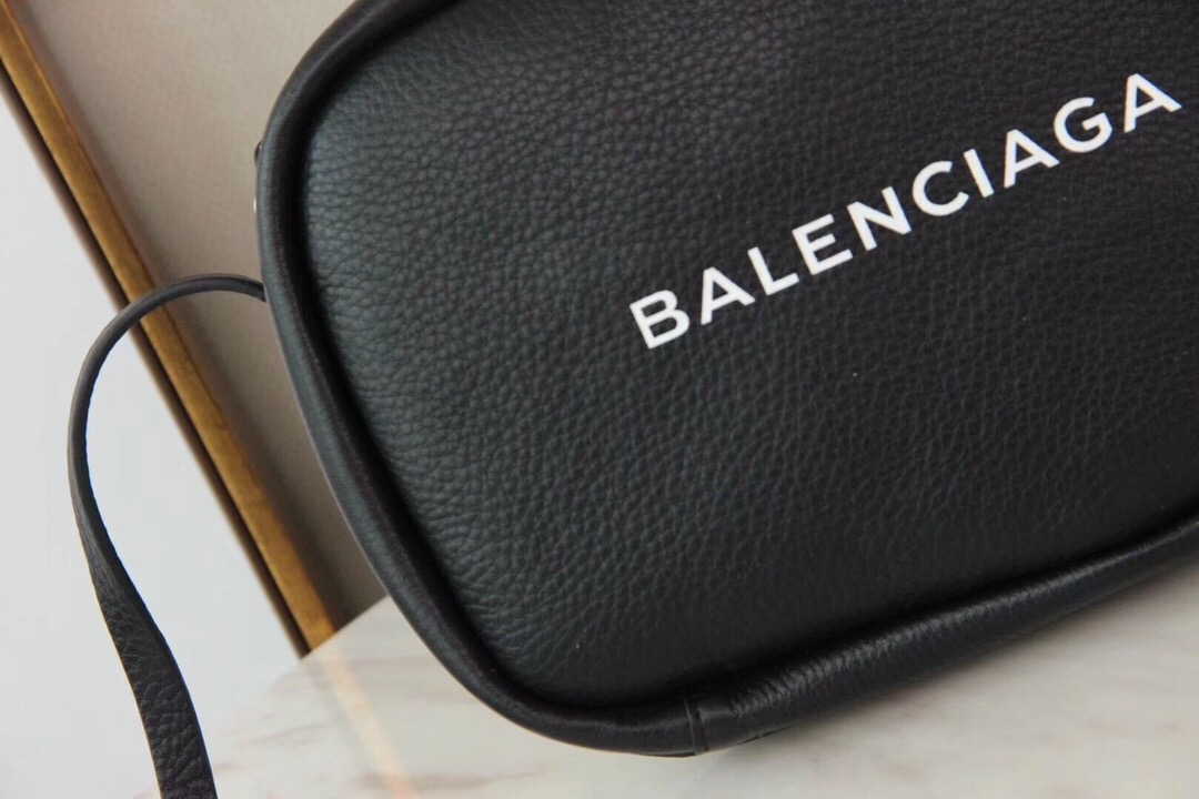 EVERYDAY CAMERA BAG S, calfskin bag with Balenciaga logo