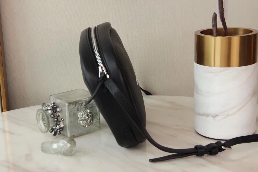 EVERYDAY CAMERA BAG S, calfskin bag with Balenciaga logo