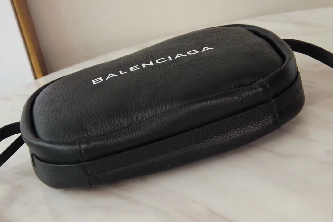 EVERYDAY CAMERA BAG S, calfskin bag with Balenciaga logo