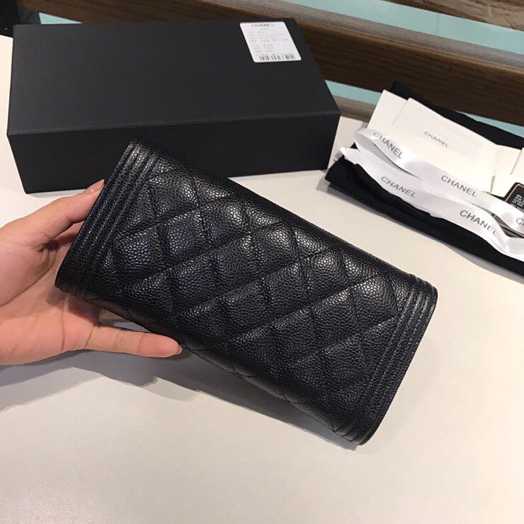 BOY CHANEL Flap Wallet, CAVIAR CALFSKIN