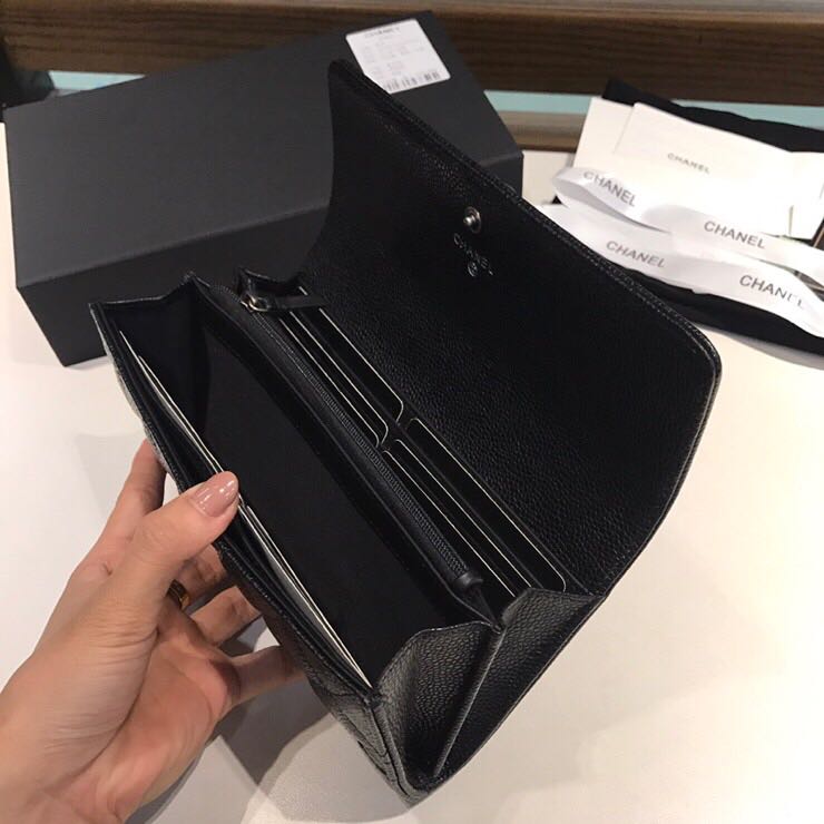 BOY CHANEL Flap Wallet, CAVIAR CALFSKIN