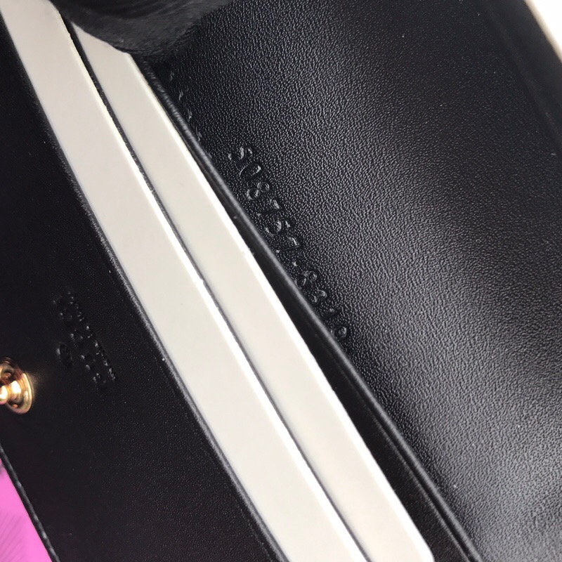 ‎508757 GG Supreme bees card case Women's Wallets & Small Accessories