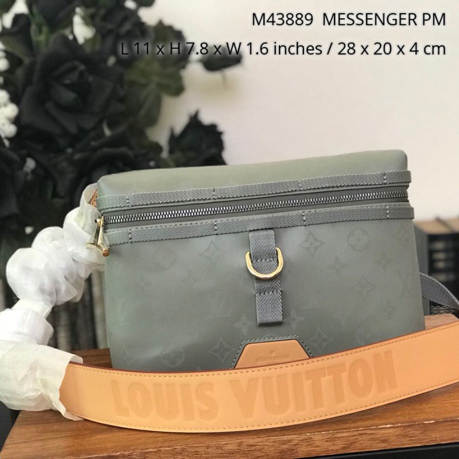 M43889 MESSENGER PM, Louis Vuitton LV Handbag