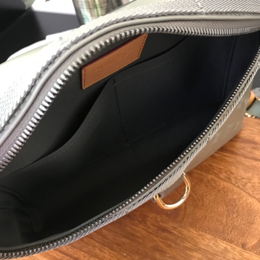 M43889 MESSENGER PM, Louis Vuitton LV Handbag