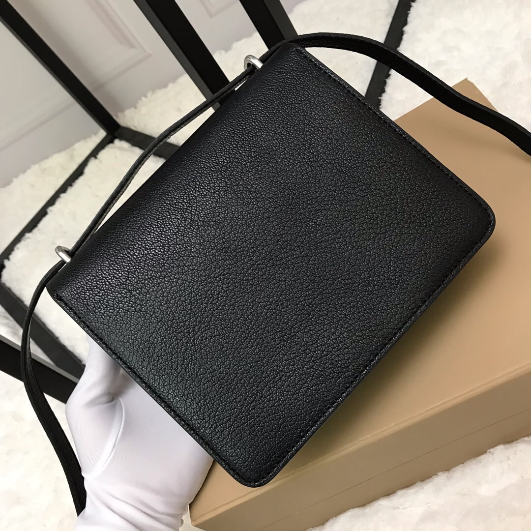 40766441, The Small Leather D-ring Bag, Burberry Handbags