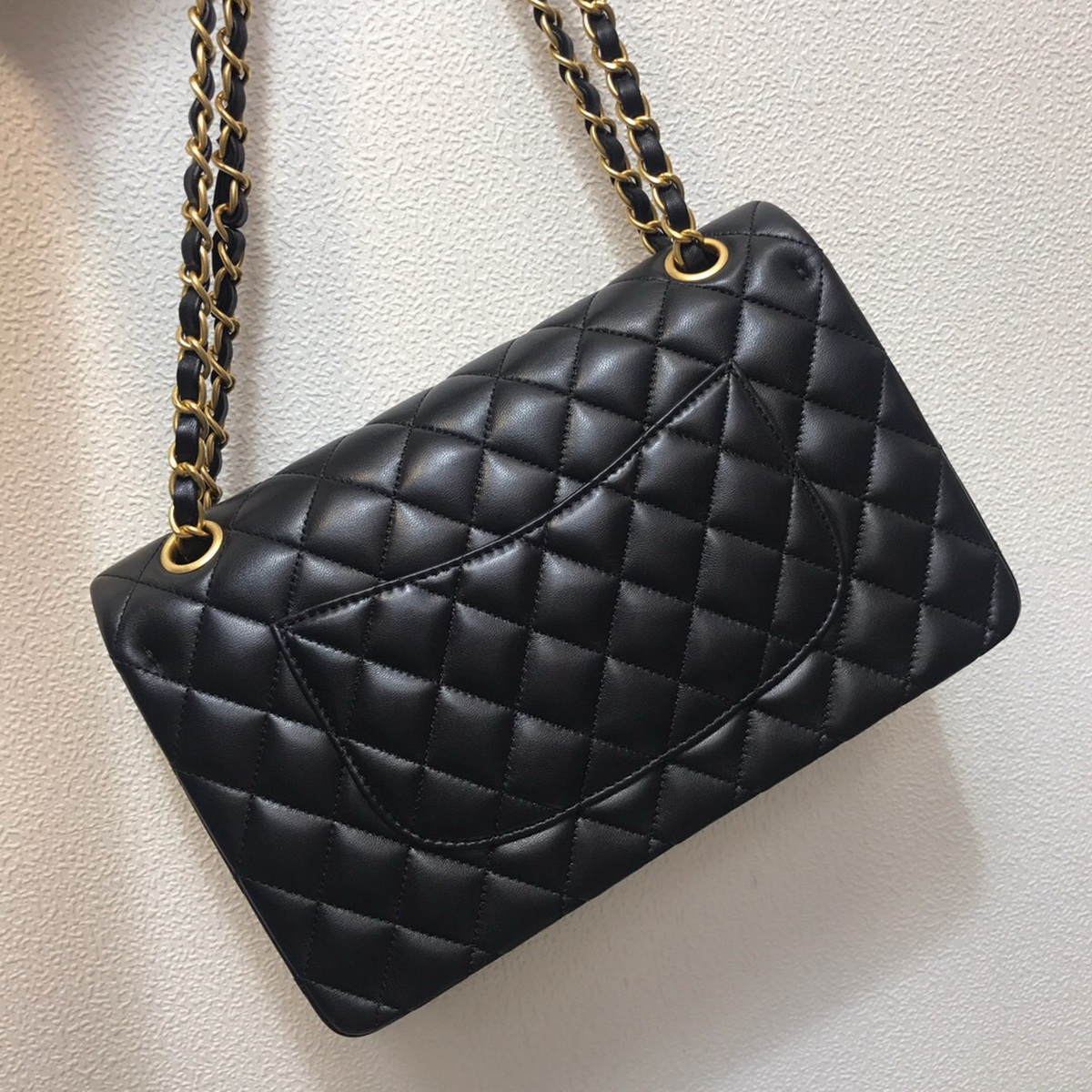 A01112, classic handbag, Chanel handbag, Lambskin