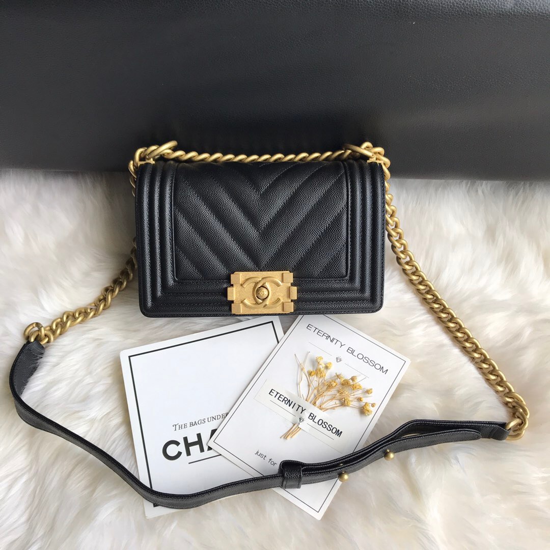 A67085, Small BOY CHANEL Handbag, Calfskin