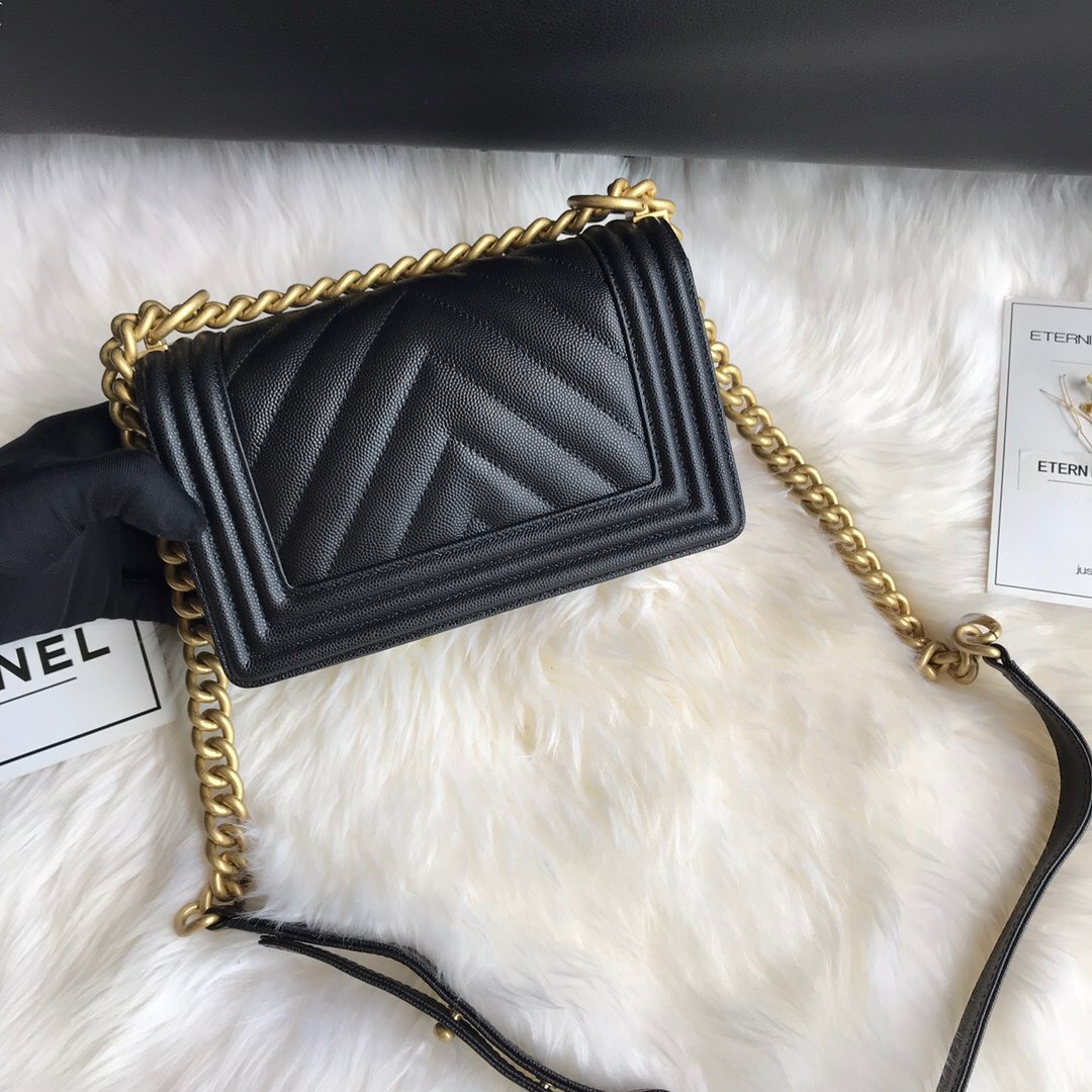 A67085, Small BOY CHANEL Handbag, Calfskin