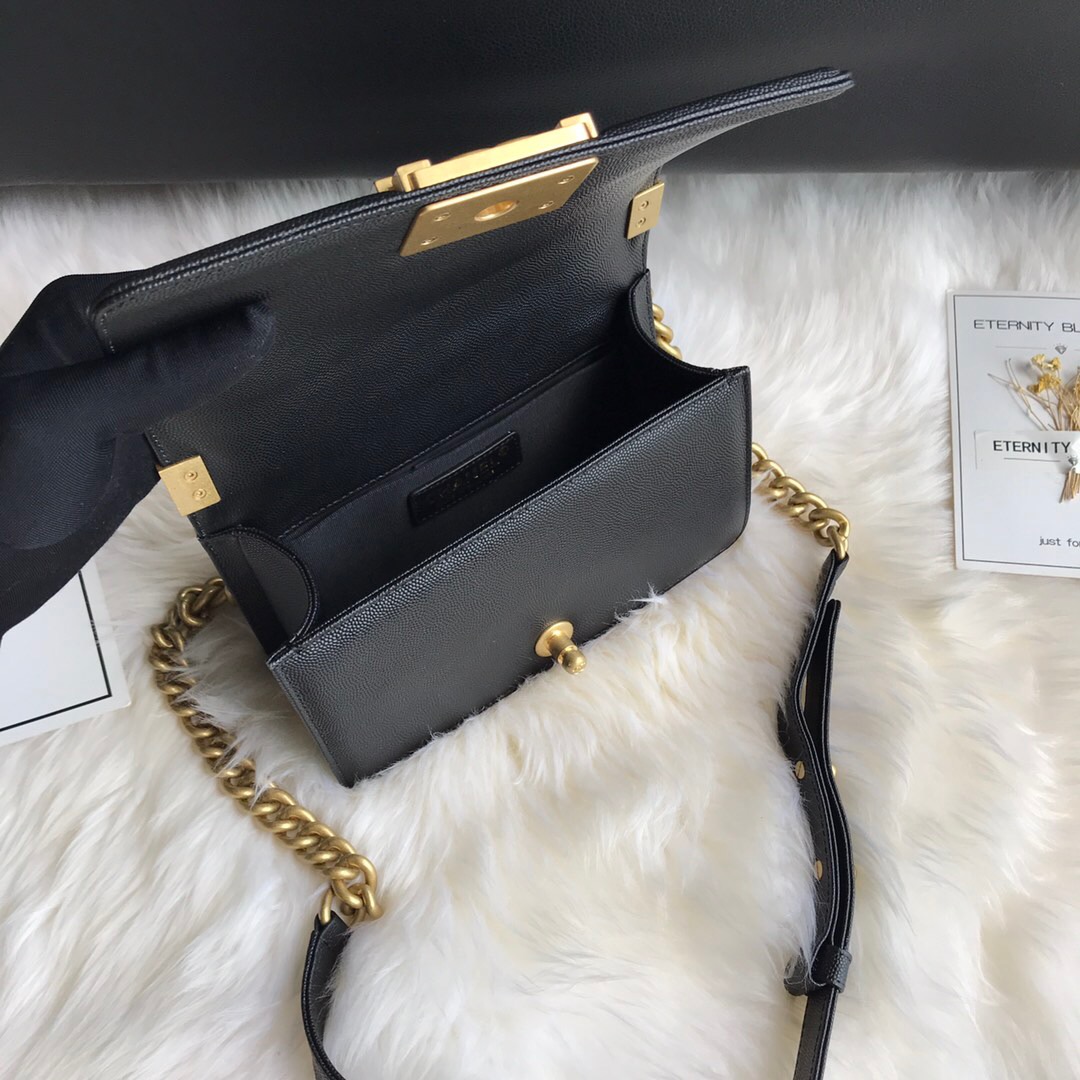 A67085, Small BOY CHANEL Handbag, Calfskin