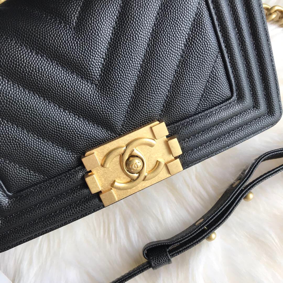 A67085, Small BOY CHANEL Handbag, Calfskin