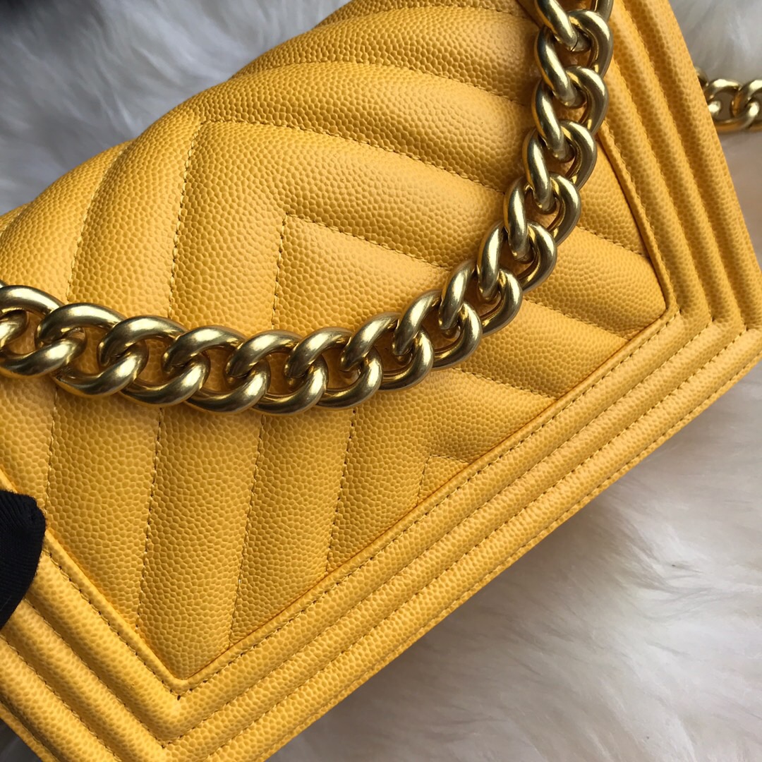 A67085, Small BOY CHANEL Handbag, Calfskin