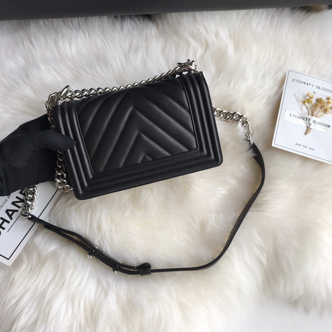 A67085, Small BOY CHANEL Handbag, Calfskin