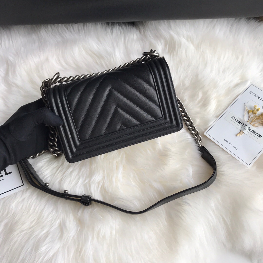 A67085, Small BOY CHANEL Handbag, Calfskin