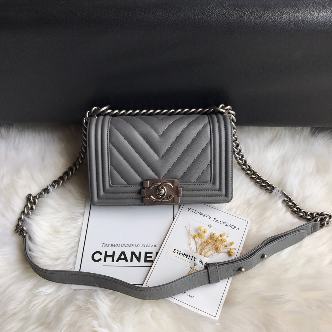 A67085, Small BOY CHANEL Handbag, Calfskin