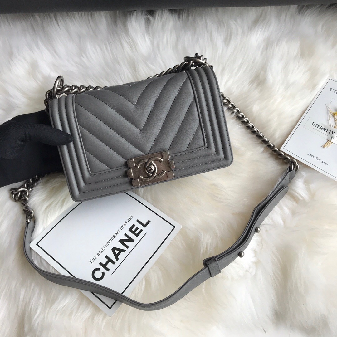 A67085, Small BOY CHANEL Handbag, Calfskin