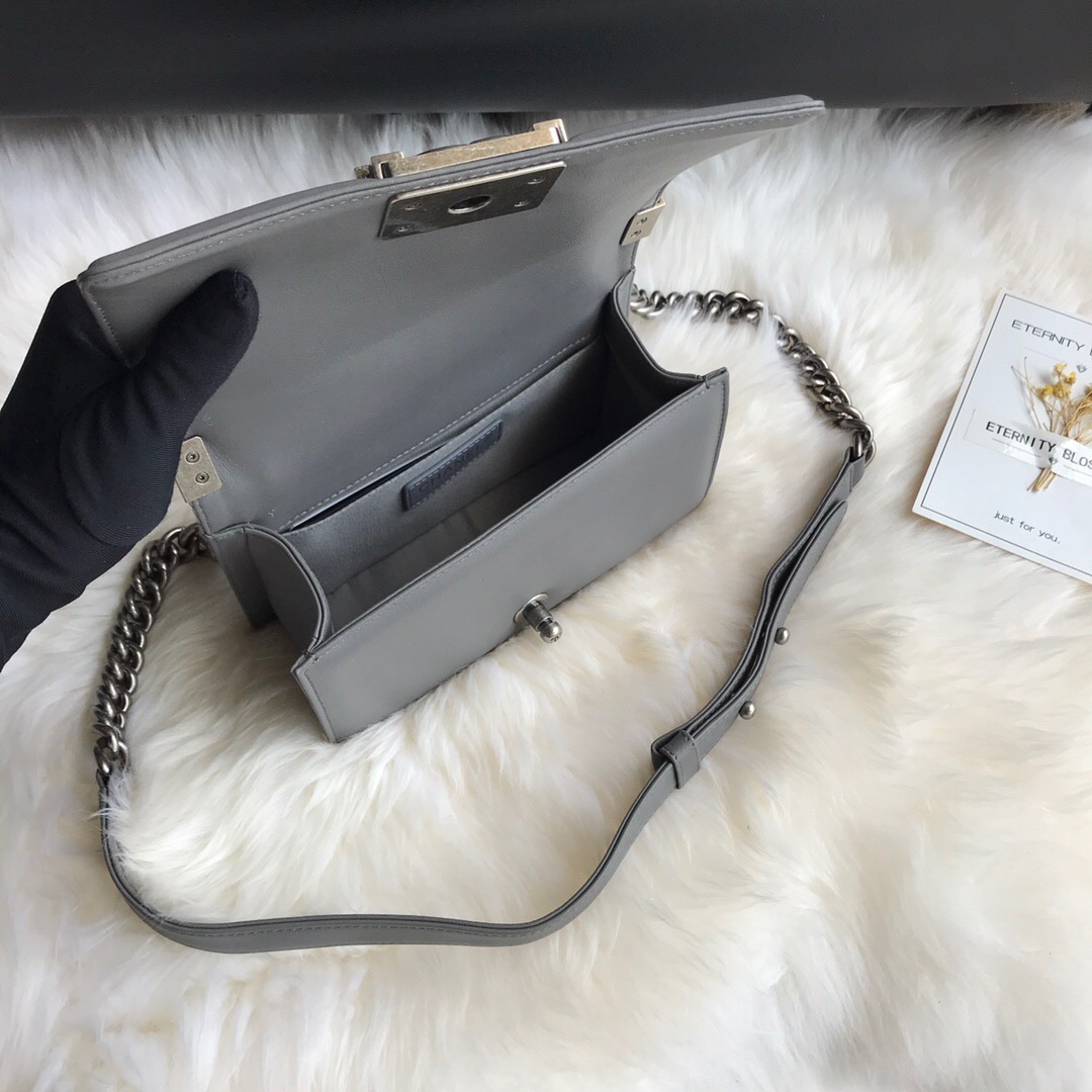 A67085, Small BOY CHANEL Handbag, Calfskin