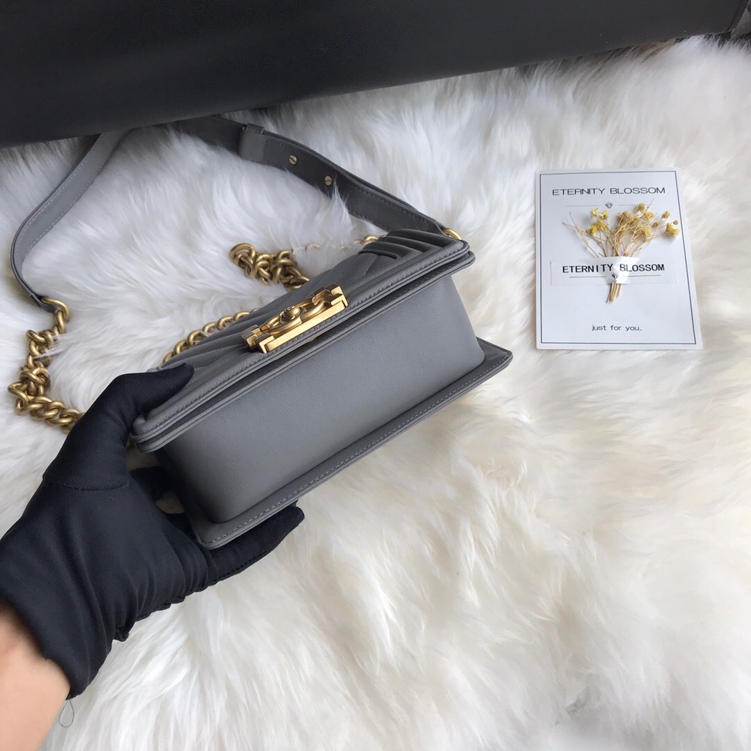 A67085, Small BOY CHANEL Handbag, Calfskin