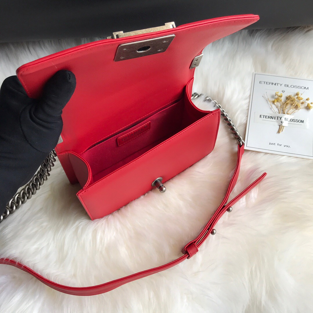 A67085, Small BOY CHANEL Handbag, Calfskin