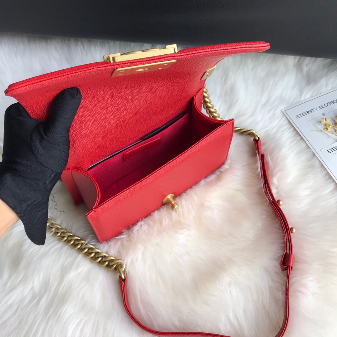 A67085, Small BOY CHANEL Handbag, Calfskin