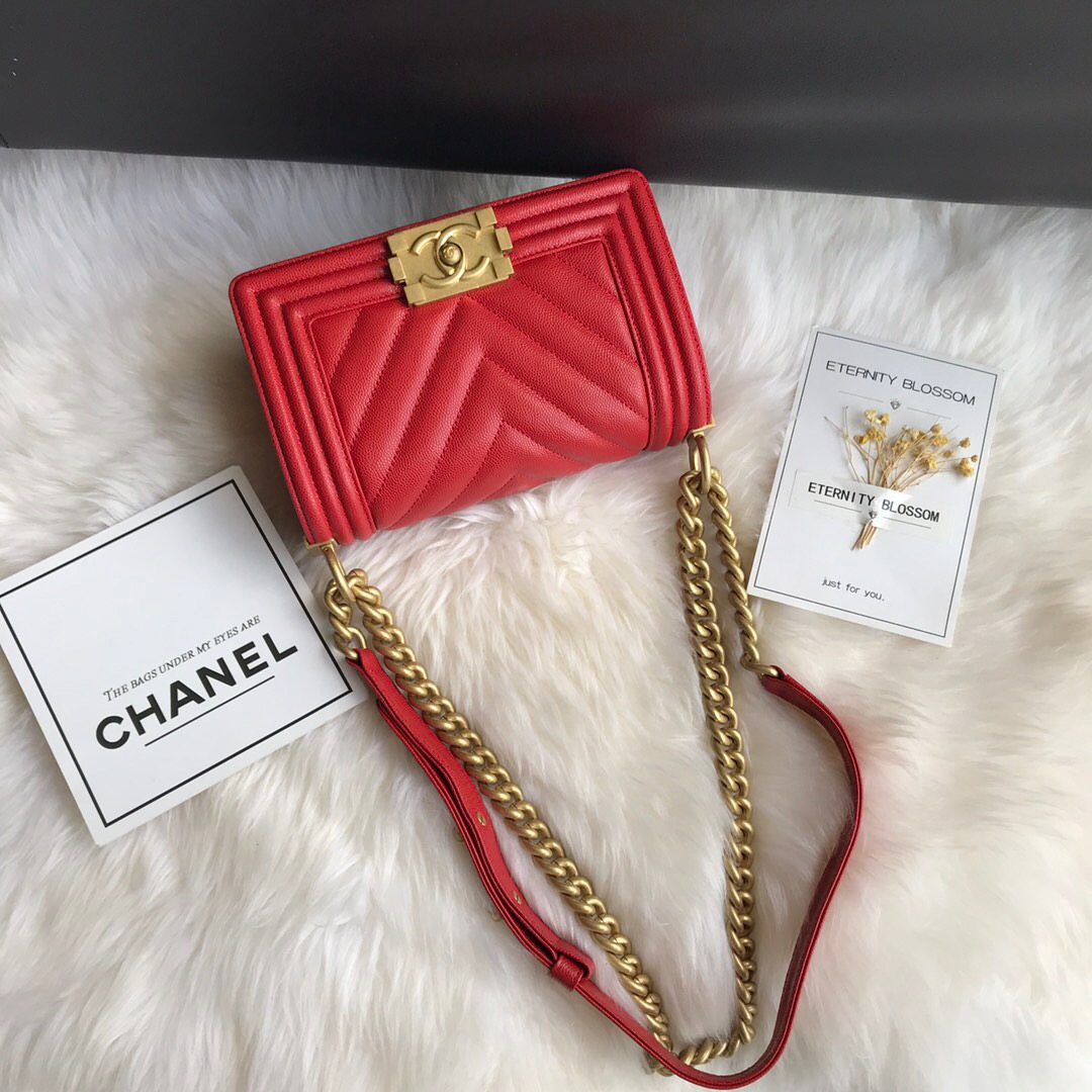 A67085, Small BOY CHANEL Handbag, Calfskin