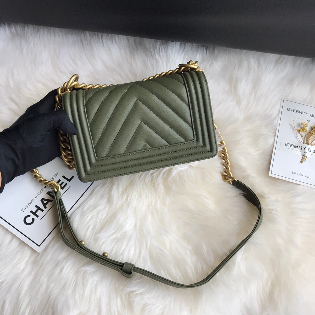 A67085, Small BOY CHANEL Handbag, Calfskin