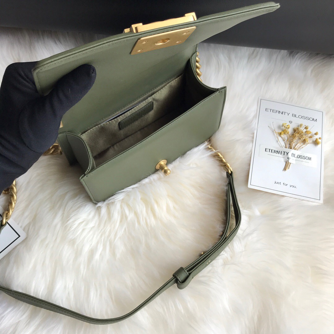 A67085, Small BOY CHANEL Handbag, Calfskin
