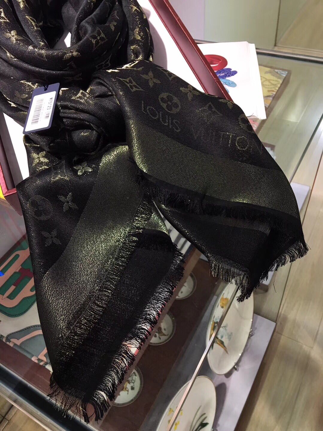 MONOGRAM SHINE(Gold) SHAWL, LOUIS VUITTON LV SHAWL