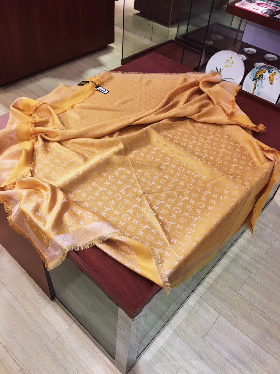 MONOGRAM SHINE(Silver) SHAWL, LOUIS VUITTON LV SHAWL
