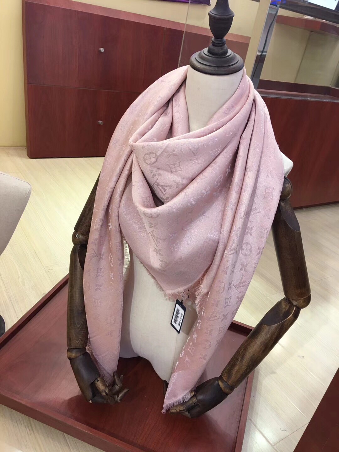 MONOGRAM SHINE(Silver) SHAWL, LOUIS VUITTON LV SHAWL