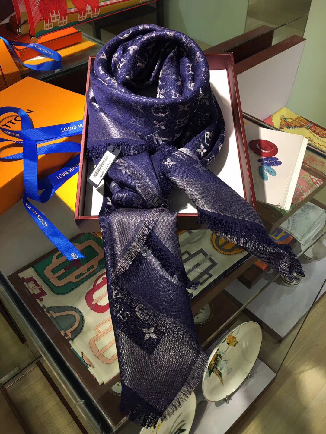MONOGRAM SHINE(Silver) SHAWL, LOUIS VUITTON LV SHAWL