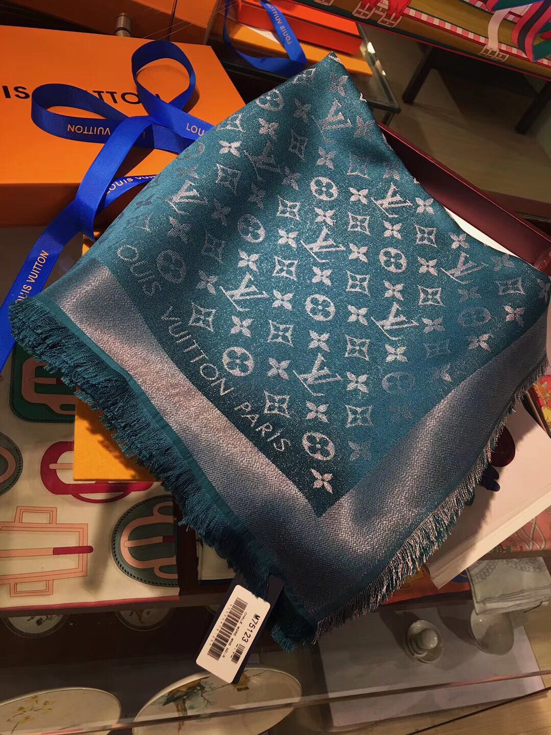 MONOGRAM SHINE(Silver) SHAWL, LOUIS VUITTON LV SHAWL
