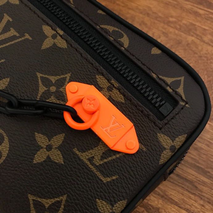 M44458, SOLAR RAY POCHETTE VOLGA, Louis Vuitton LV