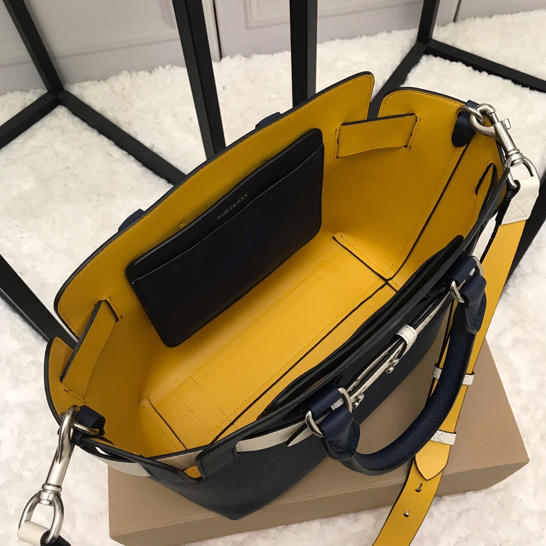 40767331, The Small Leather Belt Bag, Burberry handbag