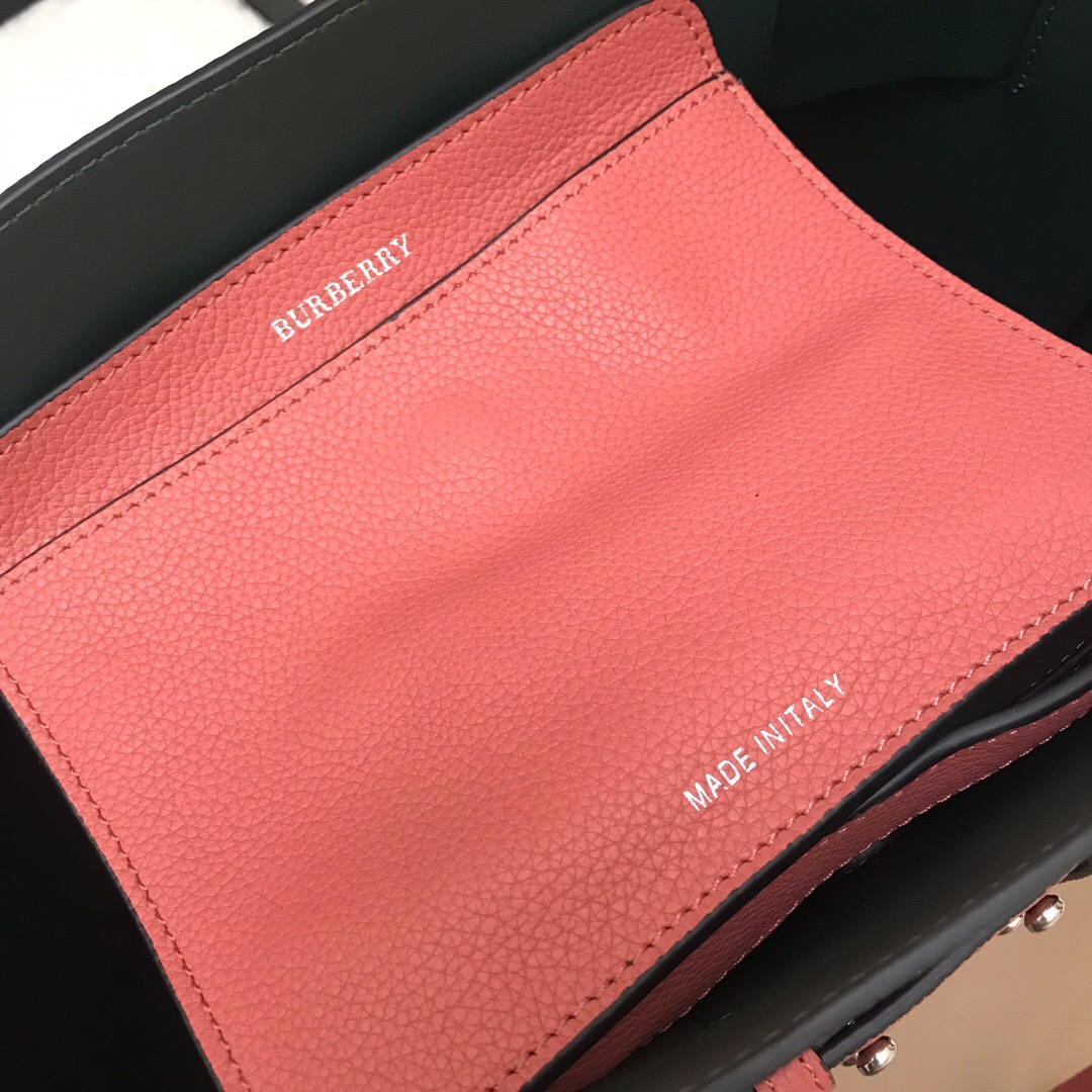 40767331, The Small Leather Belt Bag, Burberry handbag