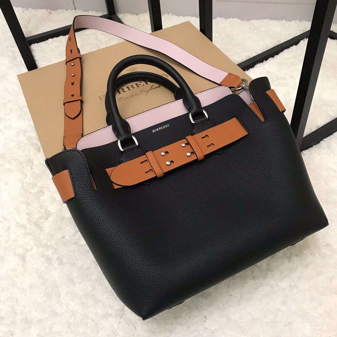 40767331, The Small Leather Belt Bag, Burberry handbag
