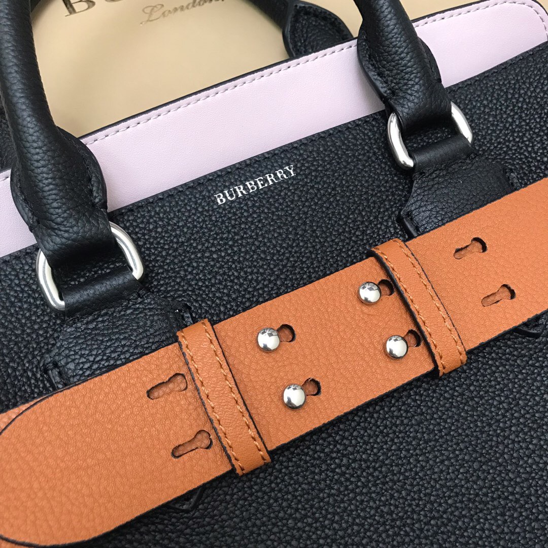 40767331, The Small Leather Belt Bag, Burberry handbag