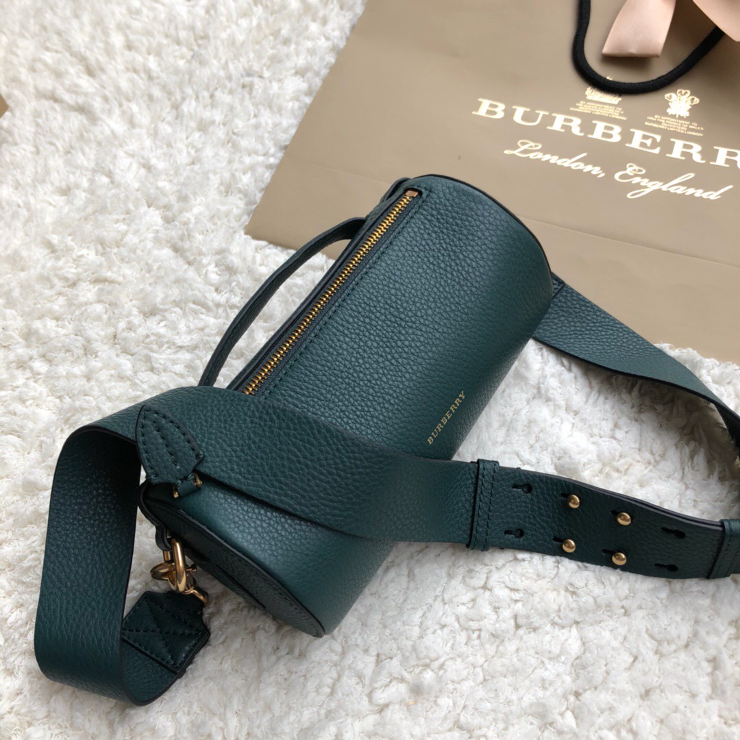 40751031, The Leather Barrel Bag, Burberry handbag
