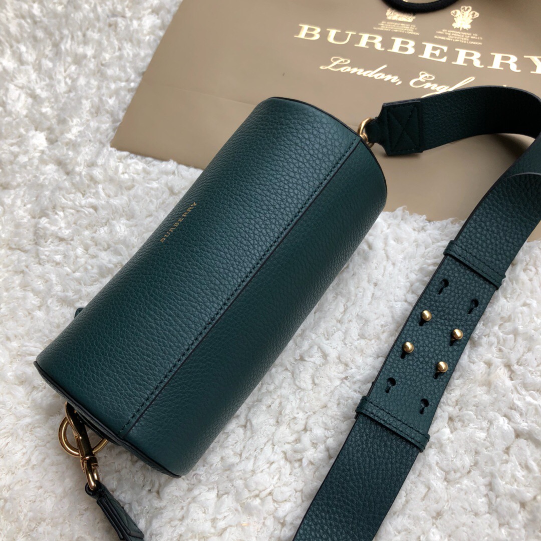 40751031, The Leather Barrel Bag, Burberry handbag