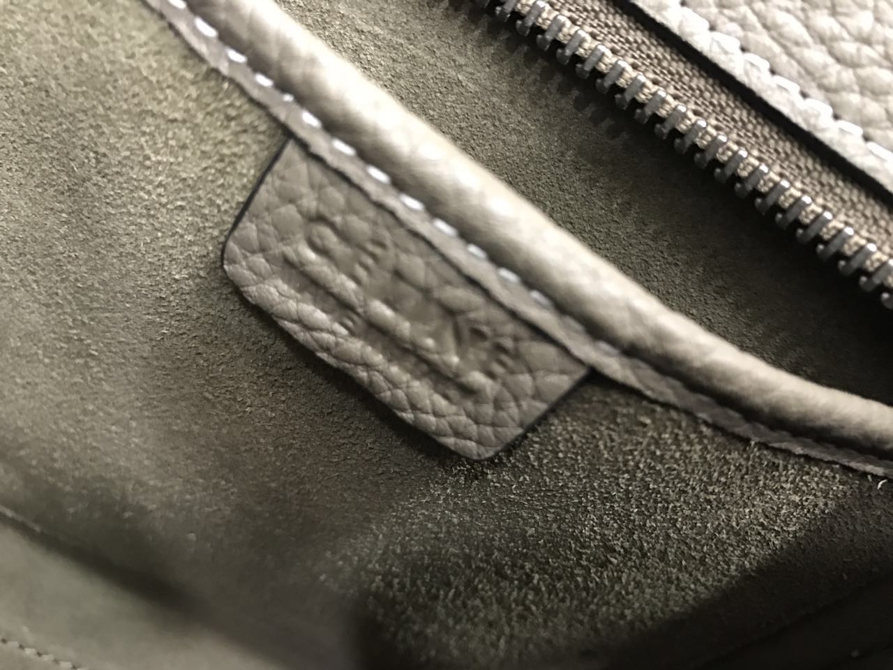 CELINE NANO LUGGAGE SHOULDER BAG CALFSKIN, 8 X 8 X 4 IN, Size W20H20D10CM, Genuine CALFSKIN