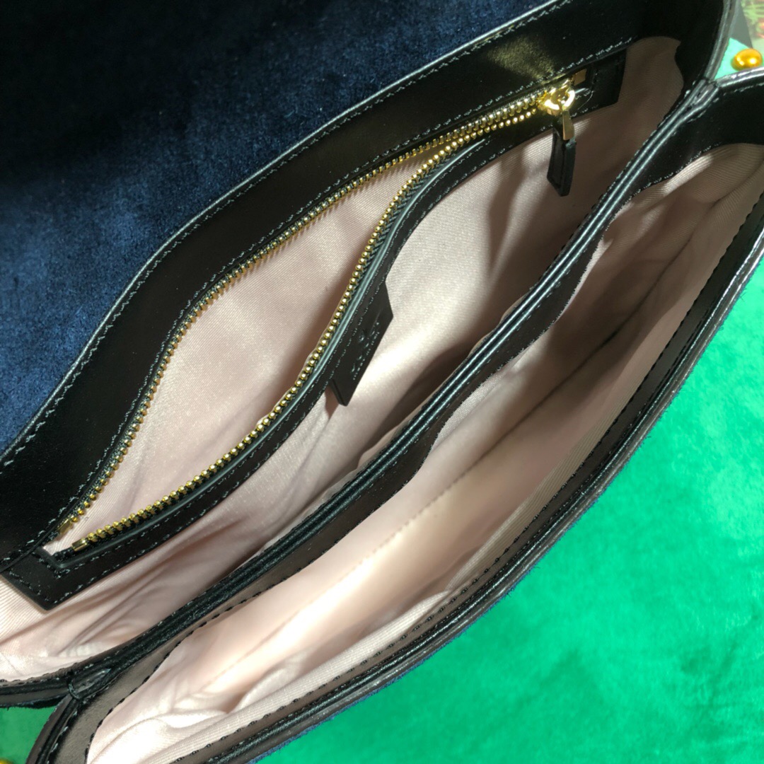 550126, Arli medium shoulder bag, GUCCI Women's Shoulder Bags