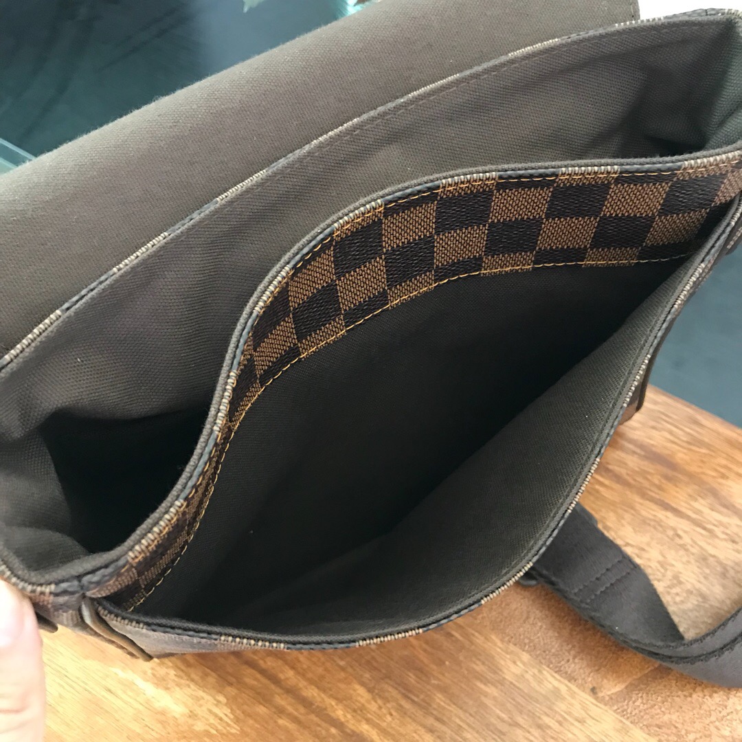N41213 District PM, Louis Vuitton LV Handbag