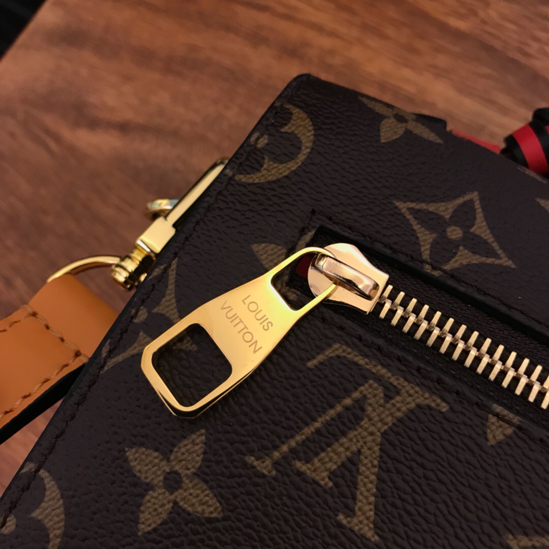 M43984, POCHETTE METIS, Louis Vuitton LV