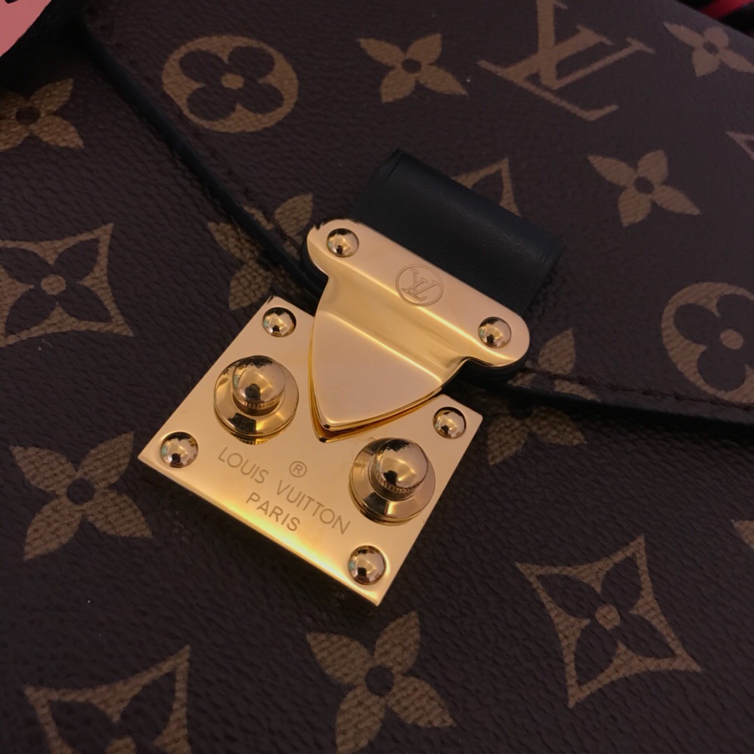 M43984, POCHETTE METIS, Louis Vuitton LV